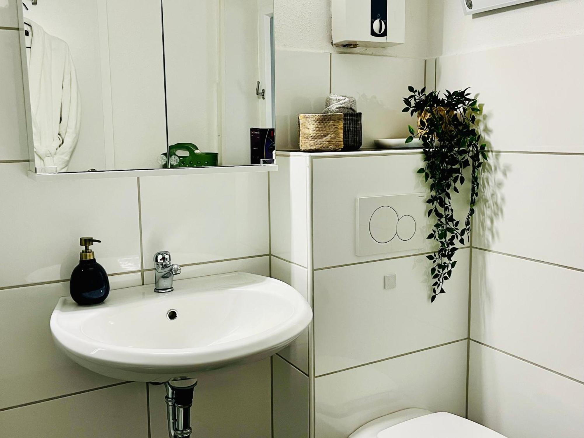 Aycatcherhomes - Top Lage I Zentral I Altstadt Marburg I Naehe Fluss Lahn I Wlan I Parterre Boutique Apartment Orion Extérieur photo